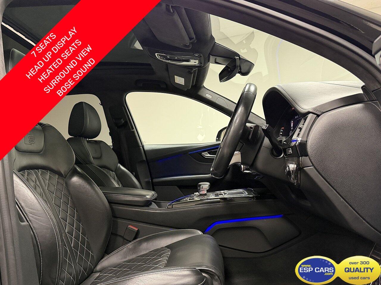 Audi Q7 view 2