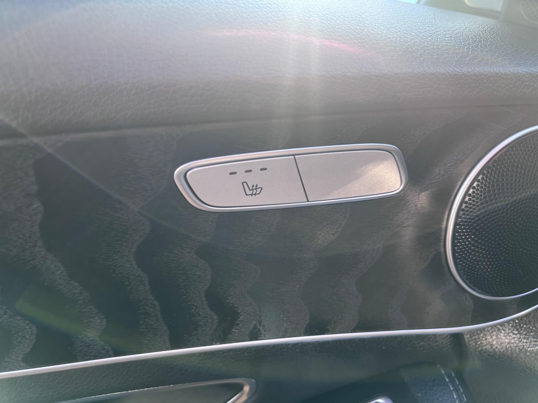 Mercedes-Benz C Class view 35