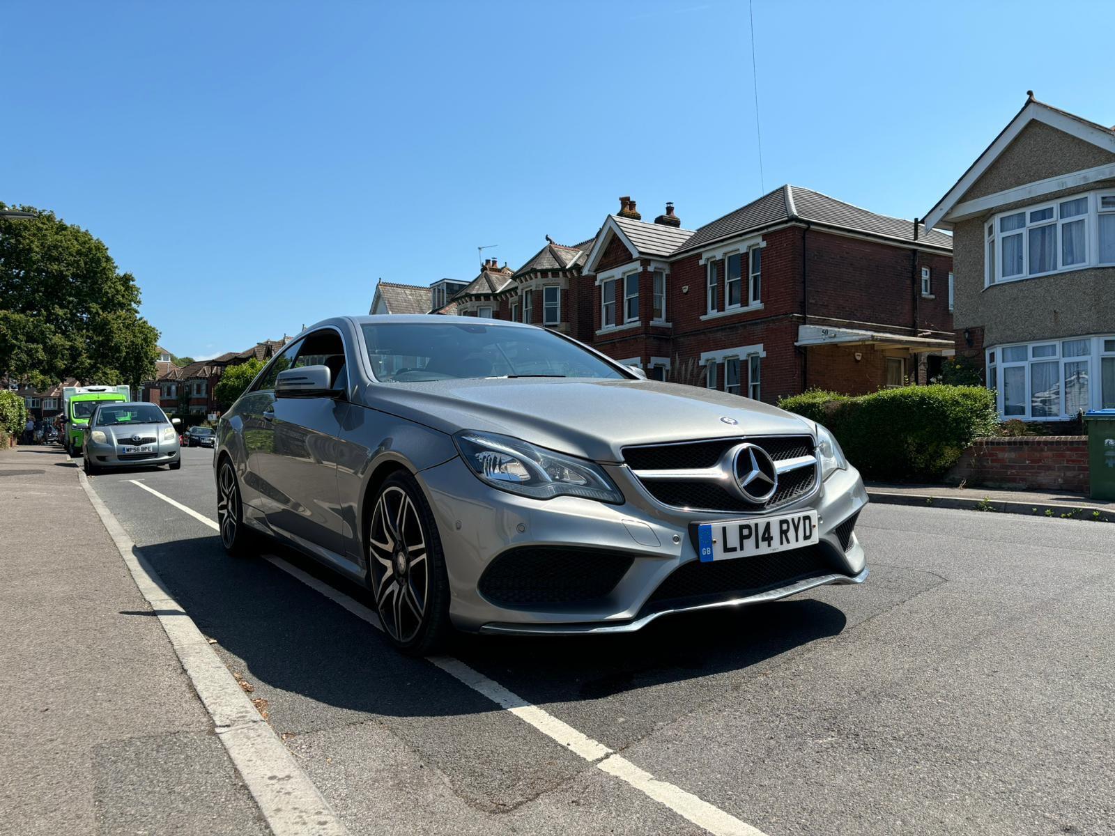 Mercedes-Benz E Class view 4