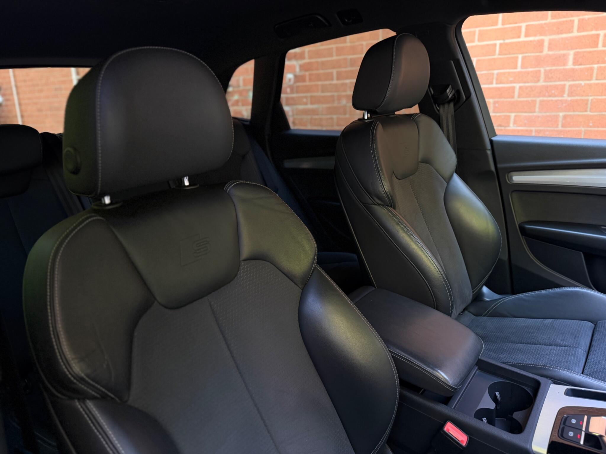 Audi Q5 view 21