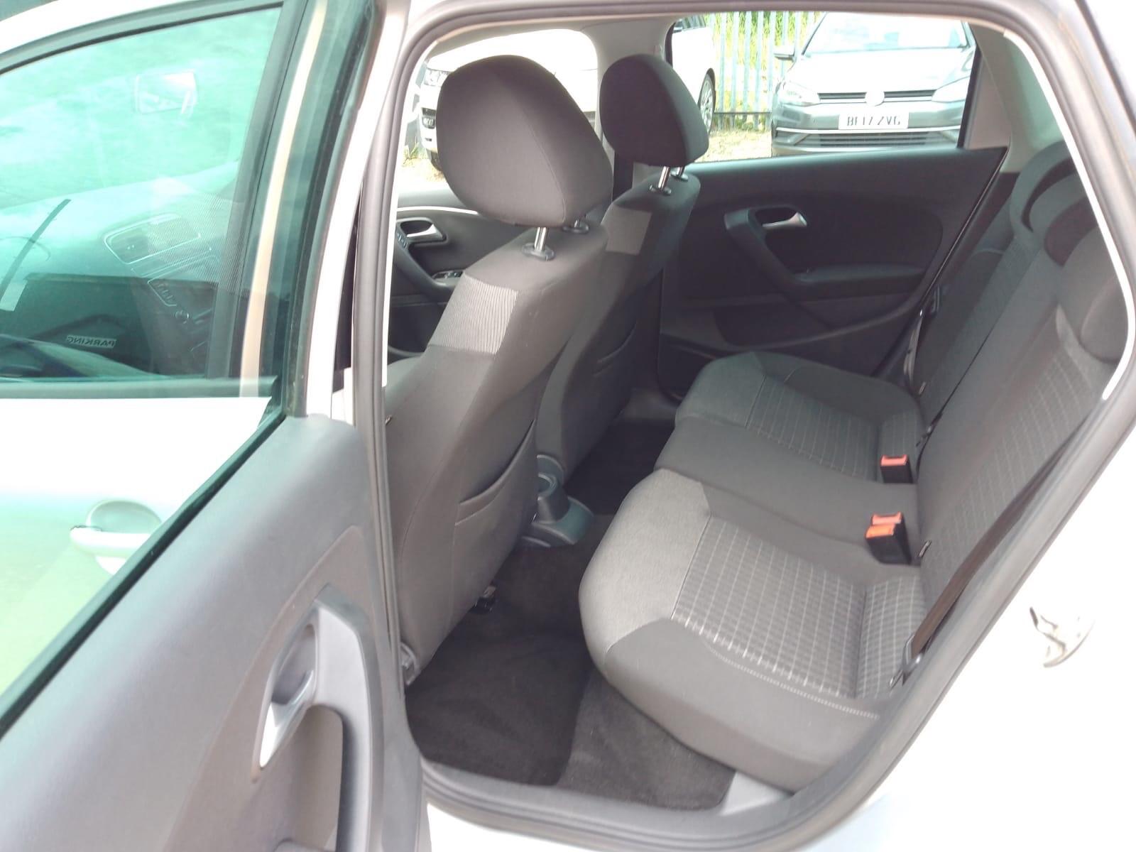 Volkswagen Polo view 30