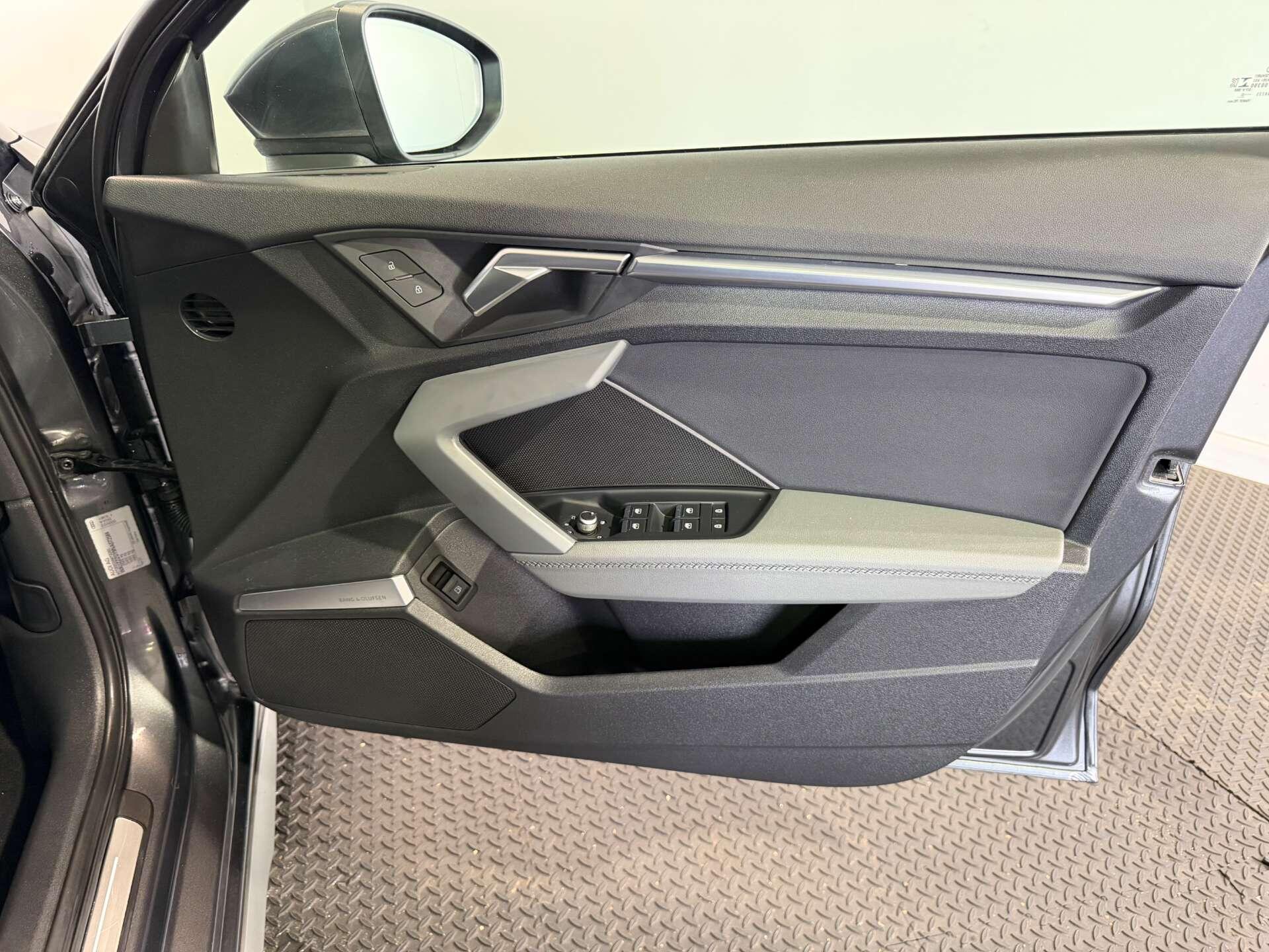 Audi A3 view 21
