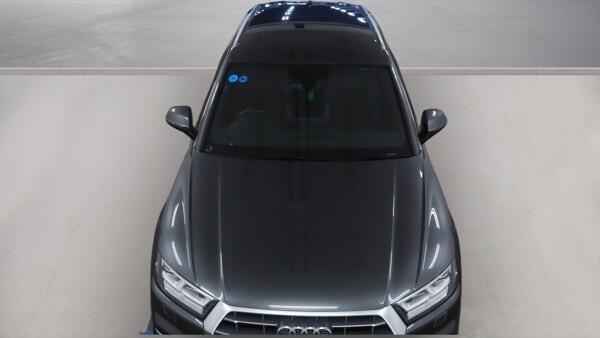 Audi Q5 view 9