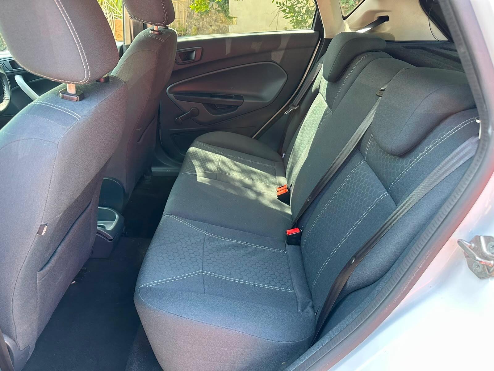 Ford Fiesta view 22