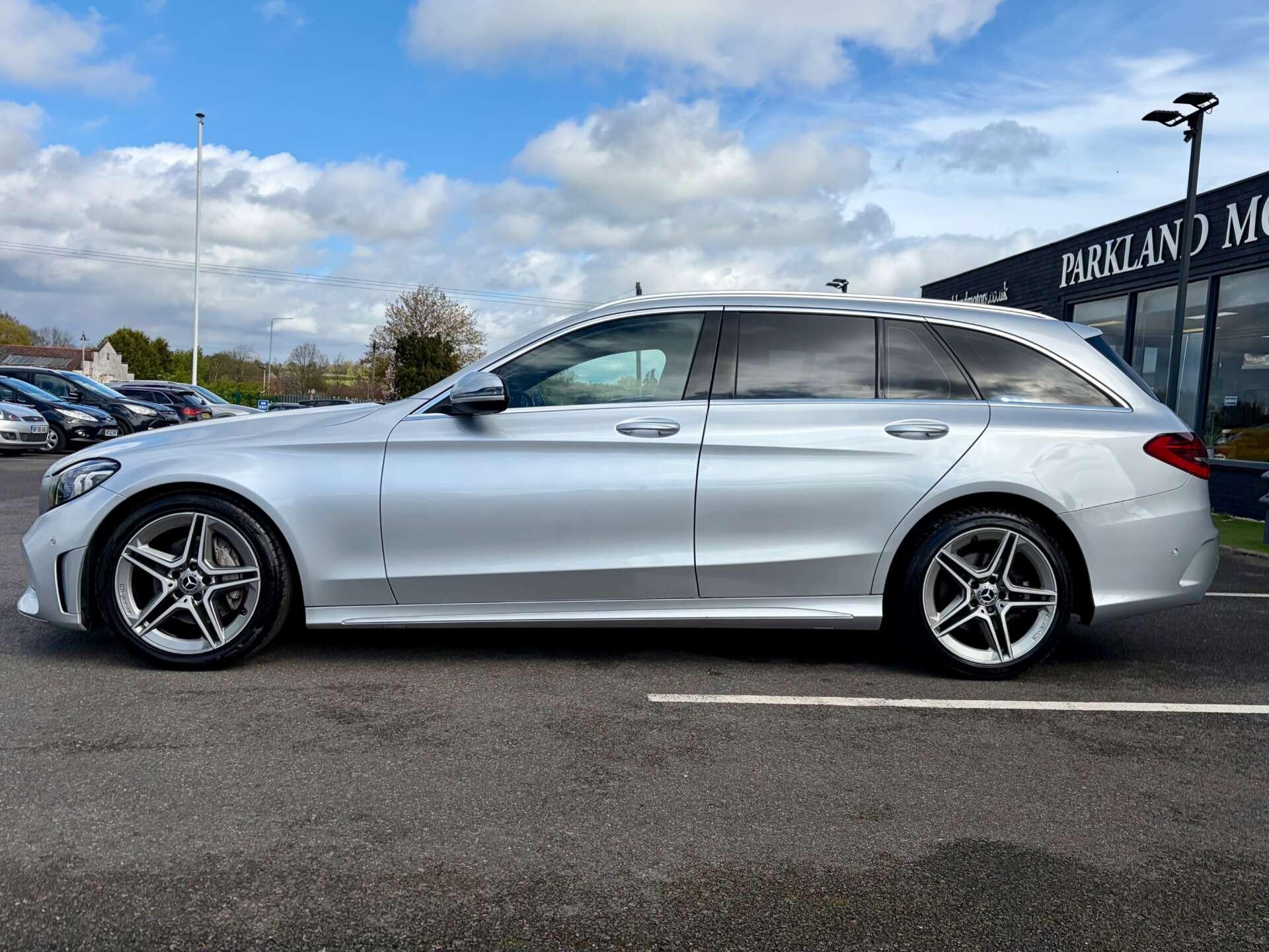 Mercedes-Benz C Class view 5