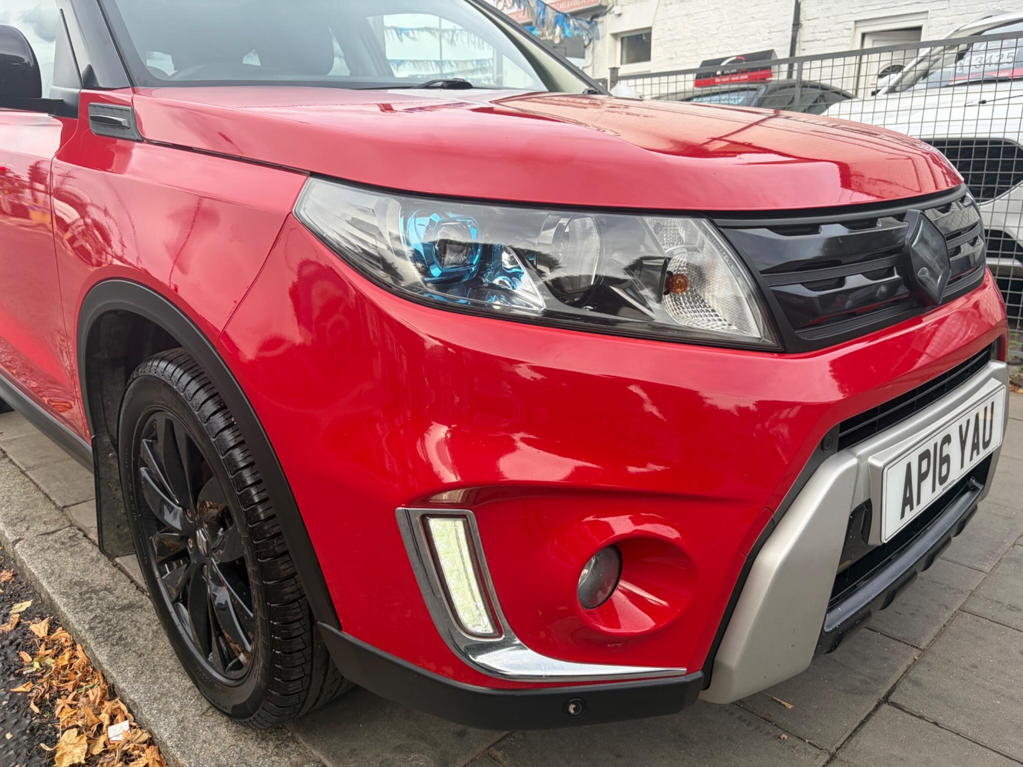 Suzuki Vitara view 16