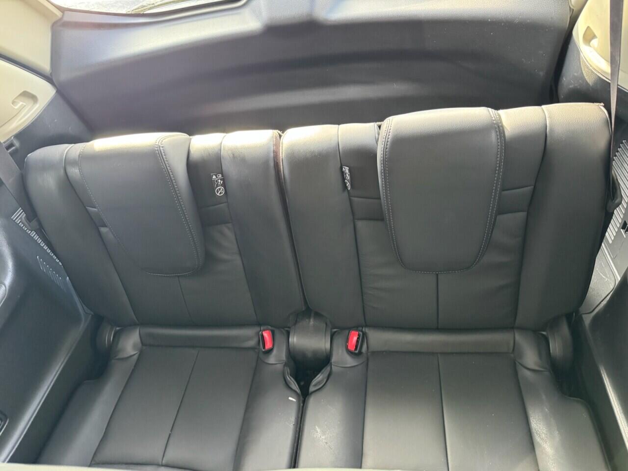 Nissan X-Trail view 14