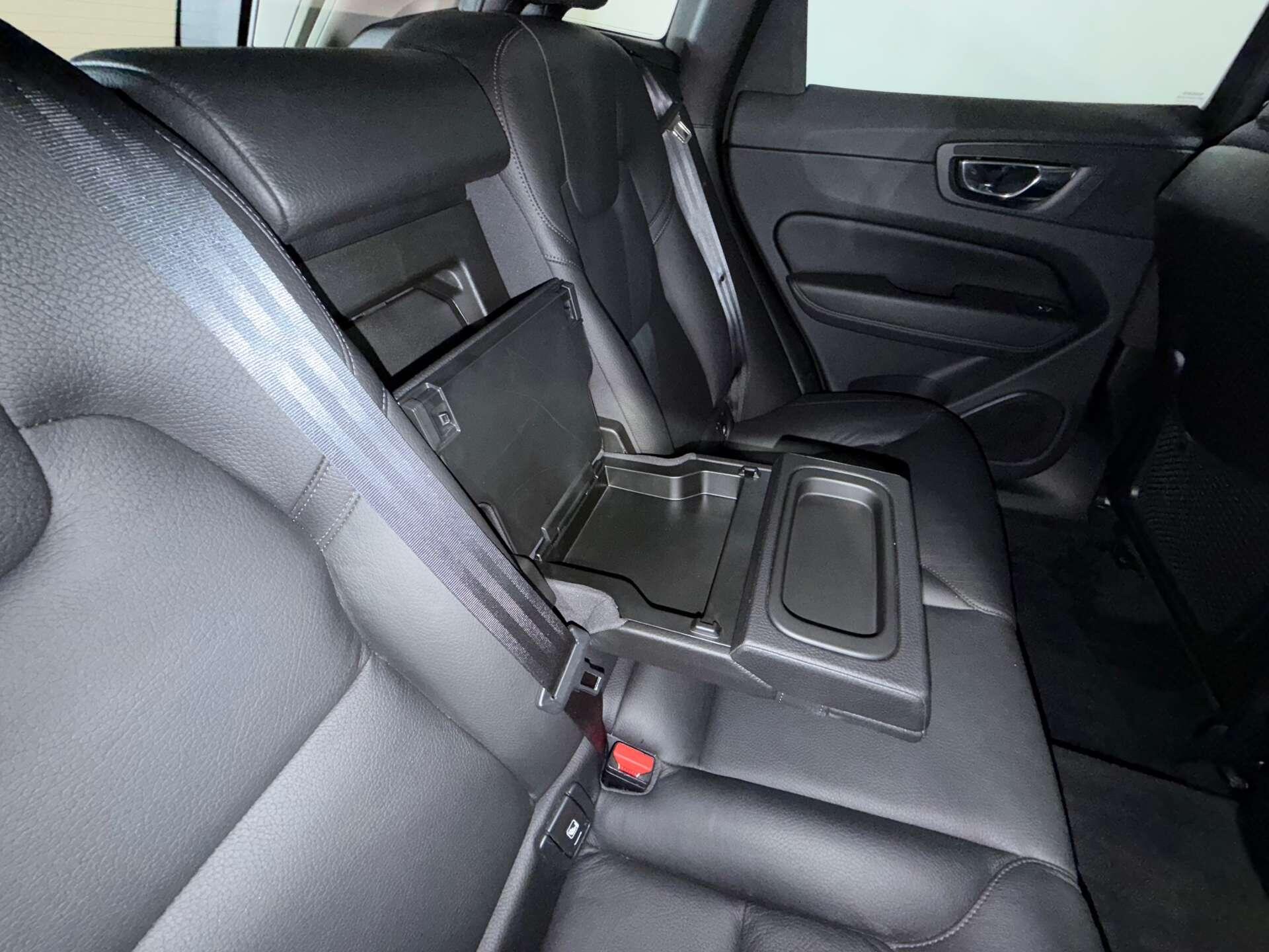 Volvo XC60 view 61