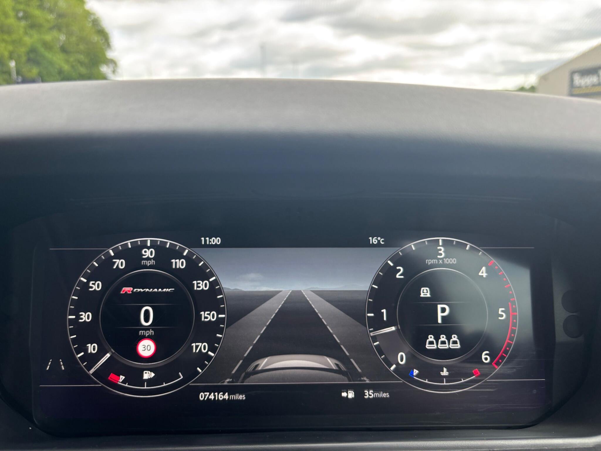 Land Rover Range Rover Velar view 33