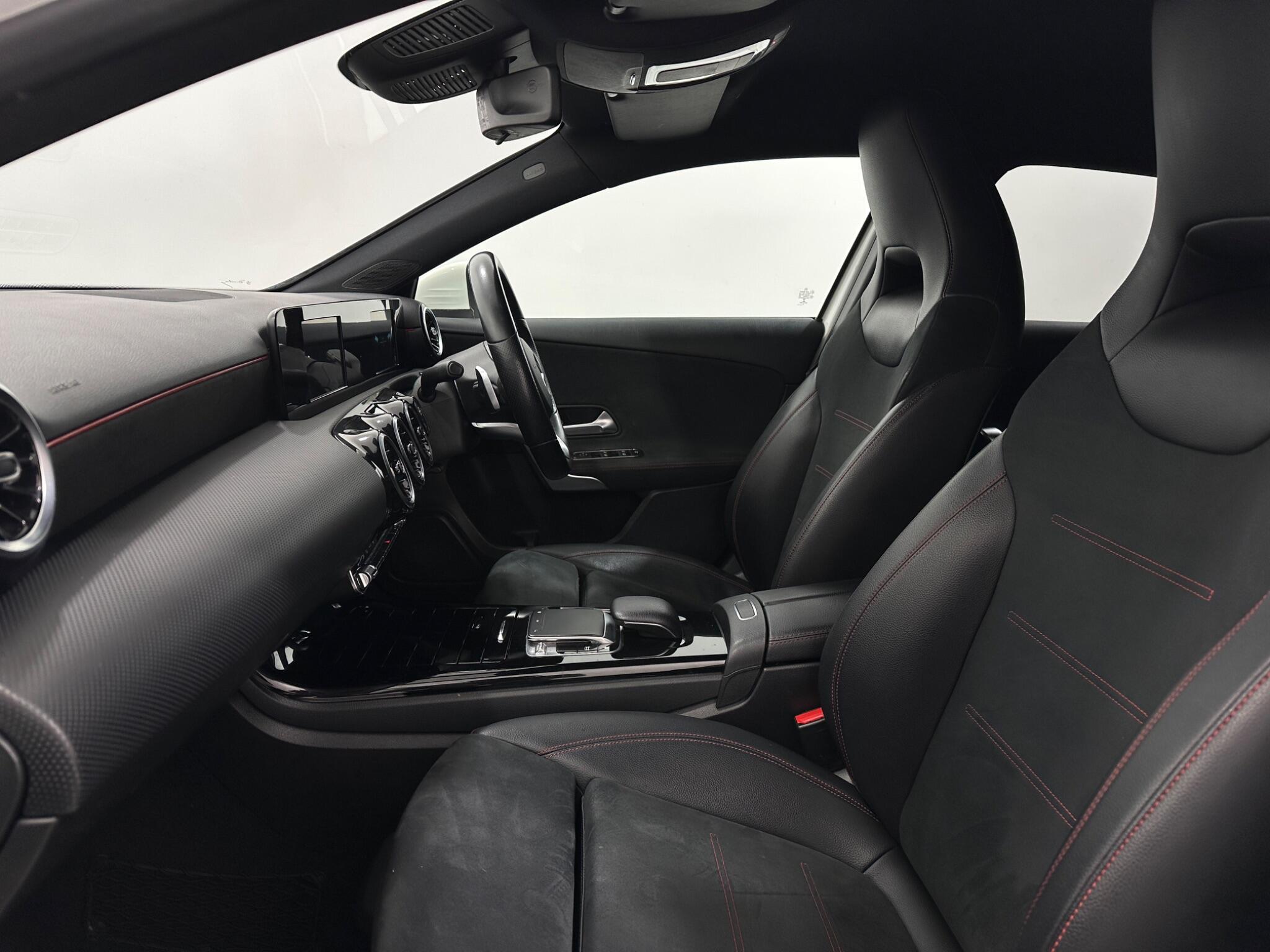 Mercedes-Benz A-Class view 35