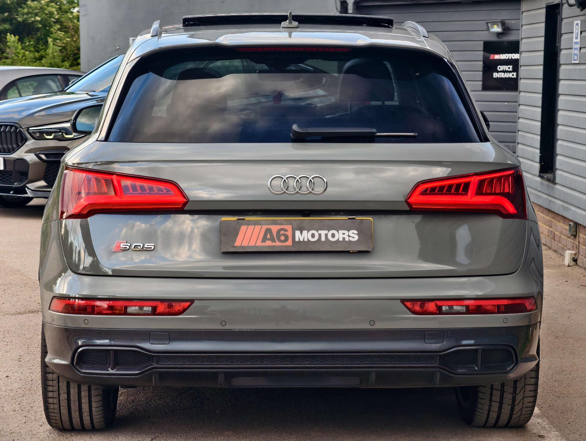 Audi SQ5 view 19