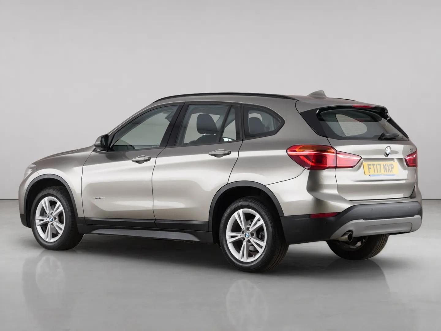 BMW X1 view 6