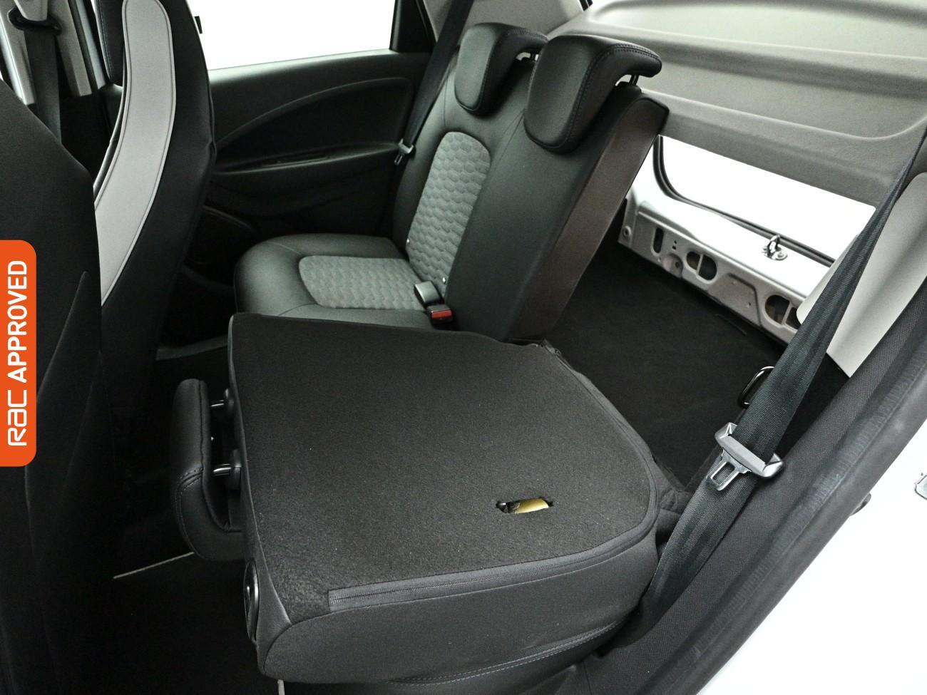 Renault Zoe view 28