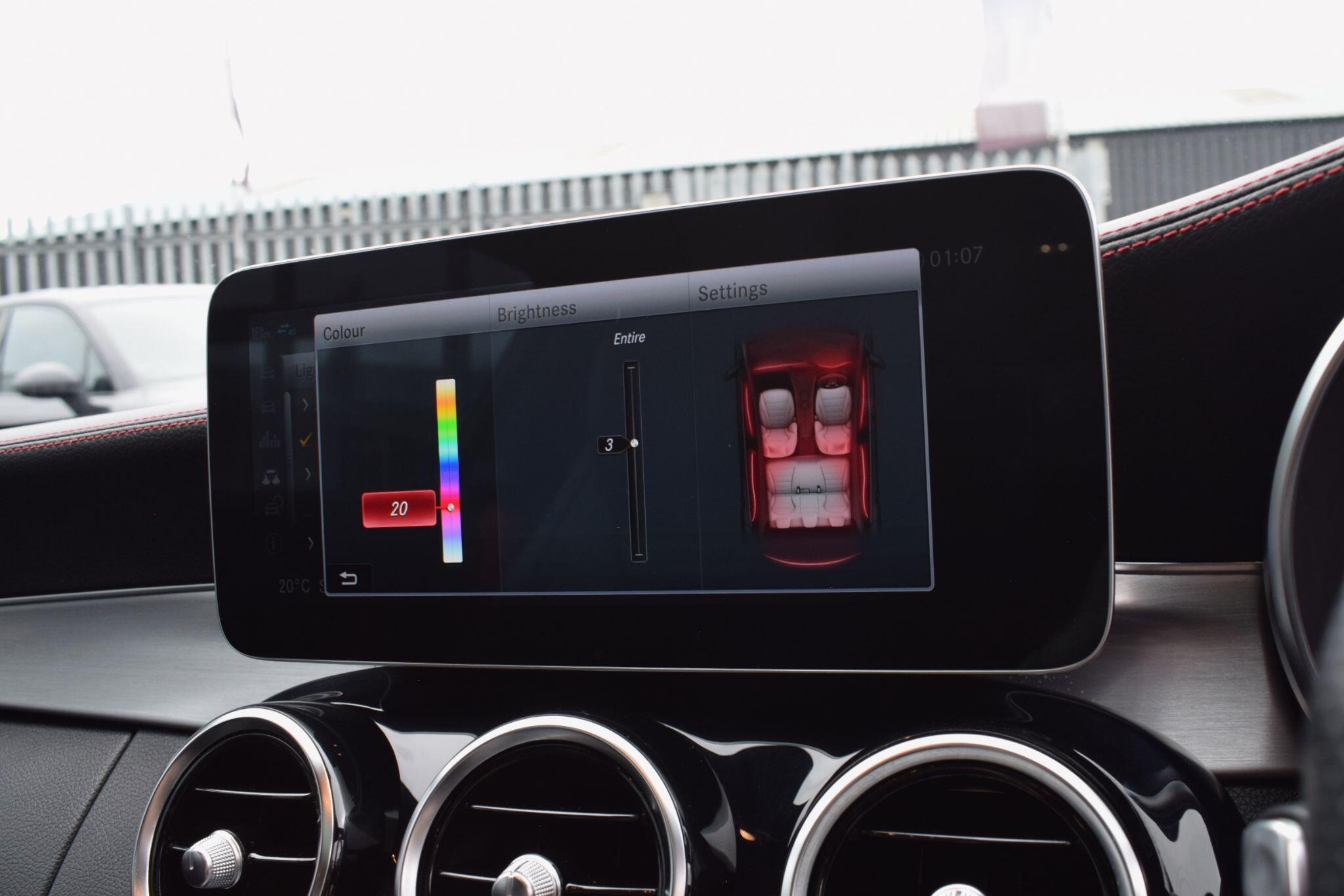 Mercedes-Benz C Class view 20
