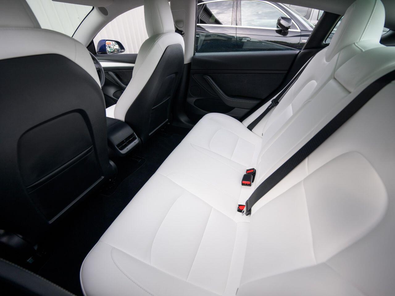 Tesla Model 3 view 13