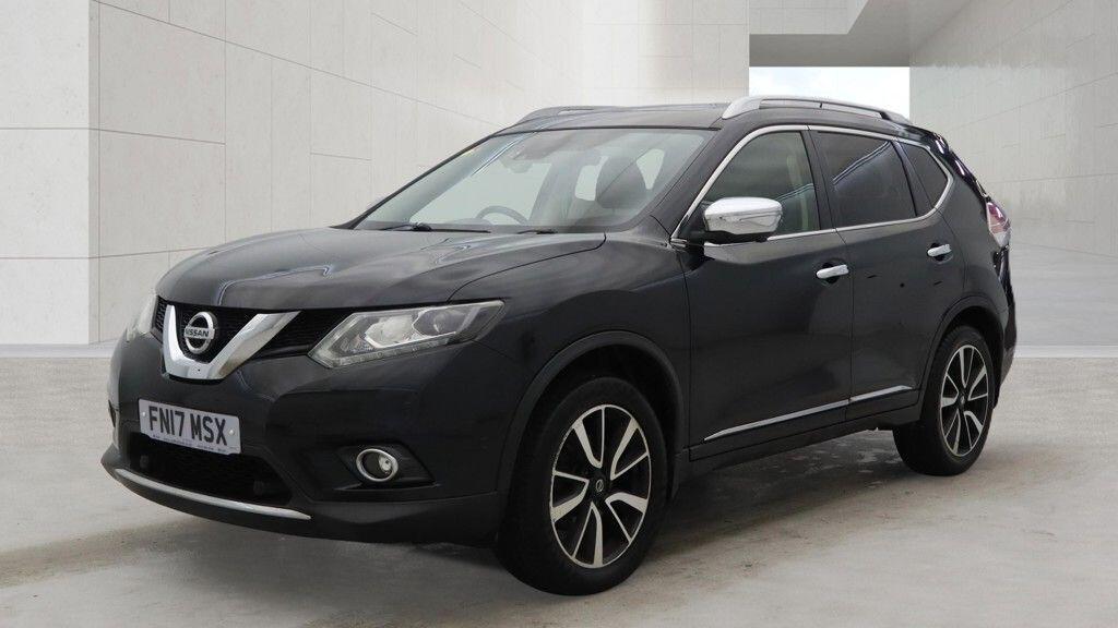 Nissan X-Trail view 5
