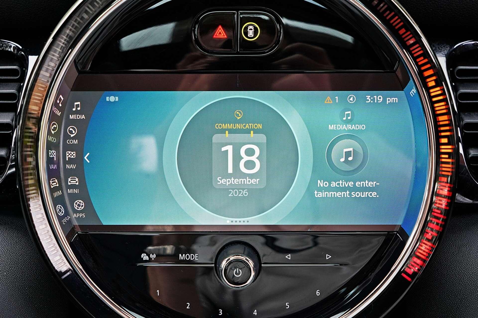 Mini Hatch view 22