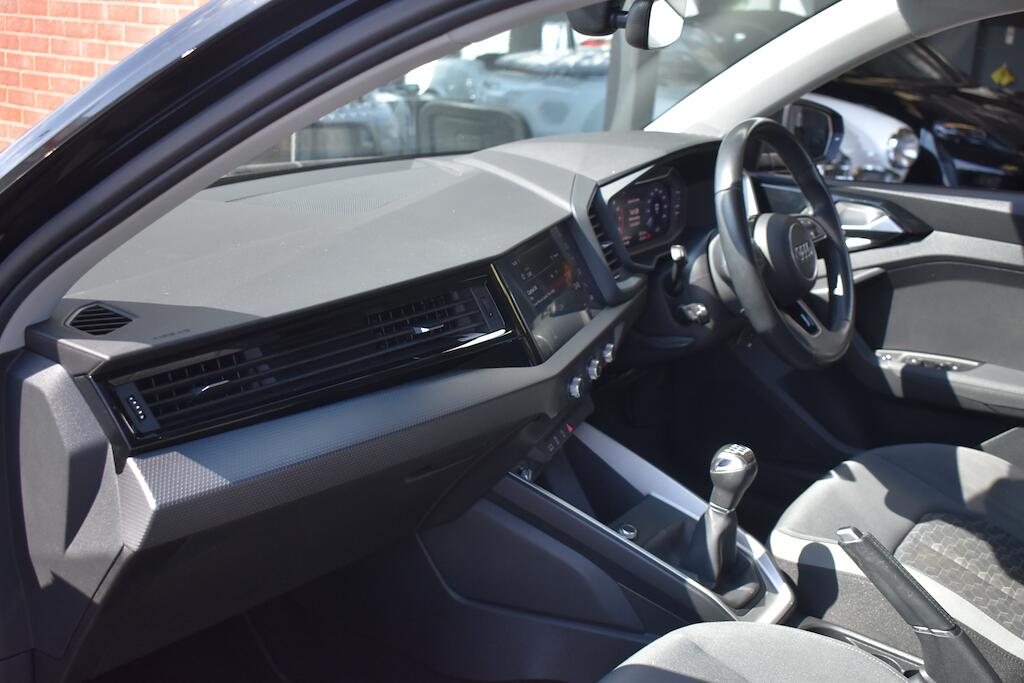 Audi A1 view 38