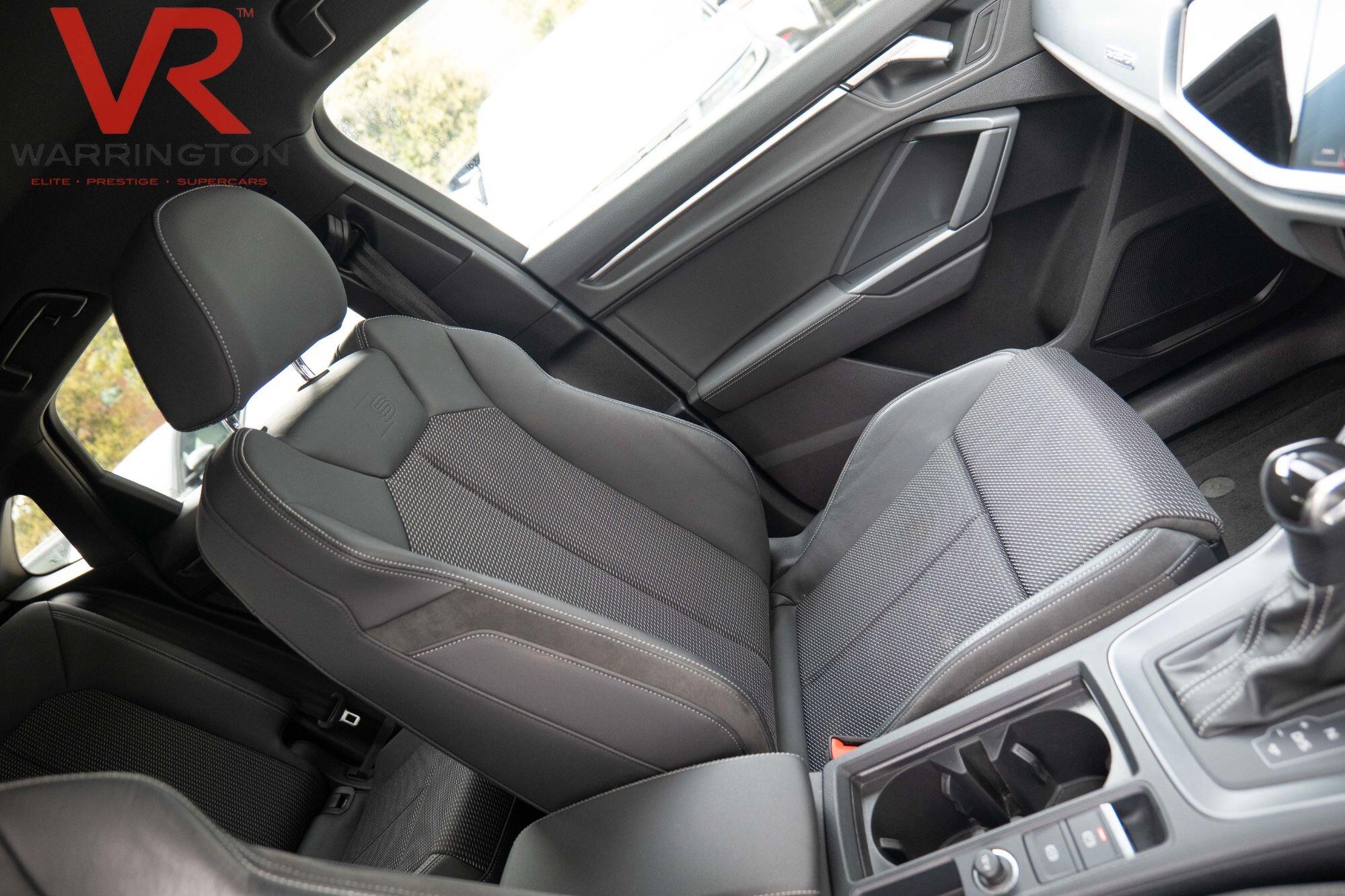 Audi Q3 view 4