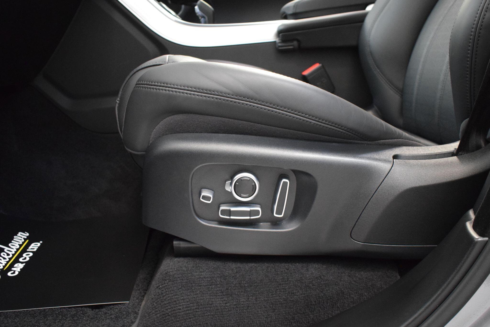 Land Rover Range Rover Sport view 17