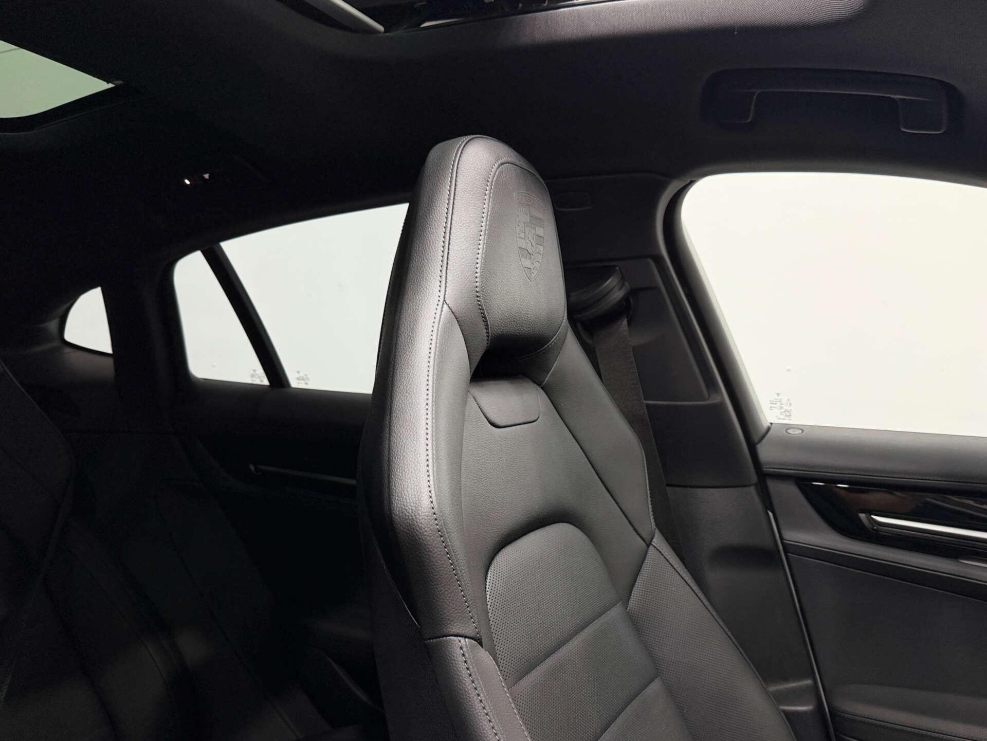 Porsche Panamera view 48