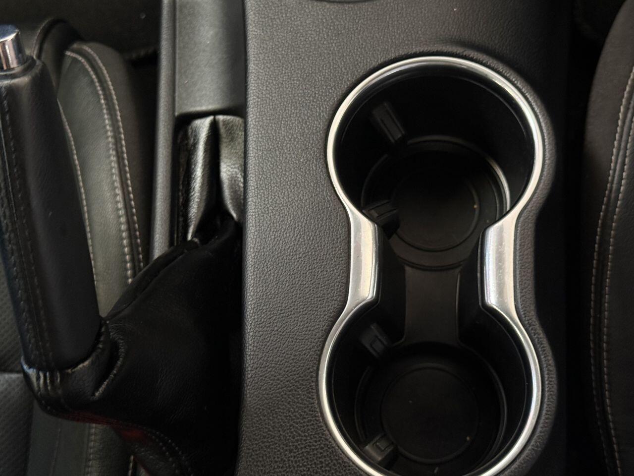 Ford Mustang view 54