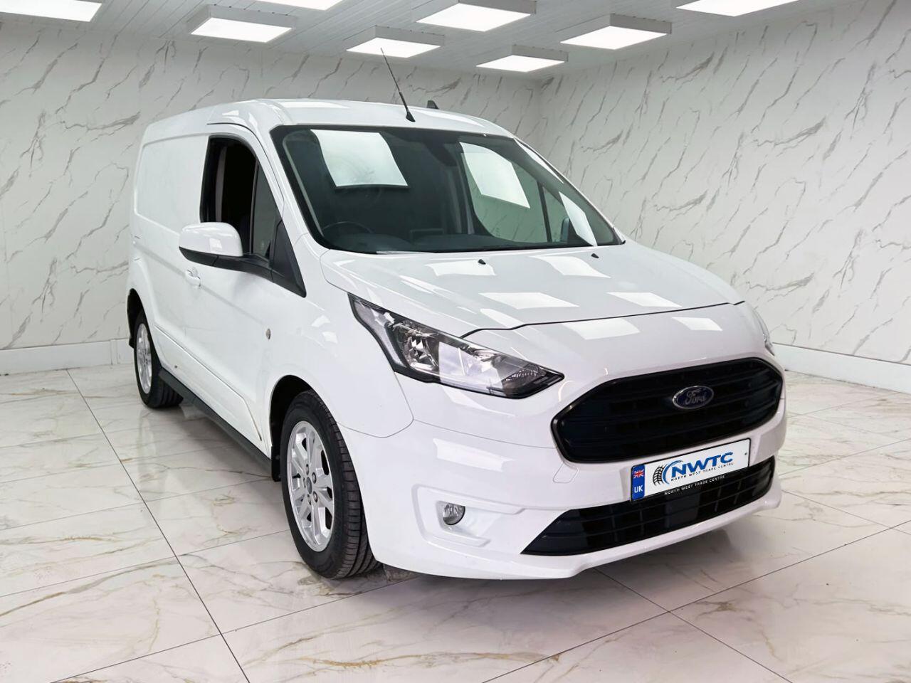 Ford Transit Connect view 4