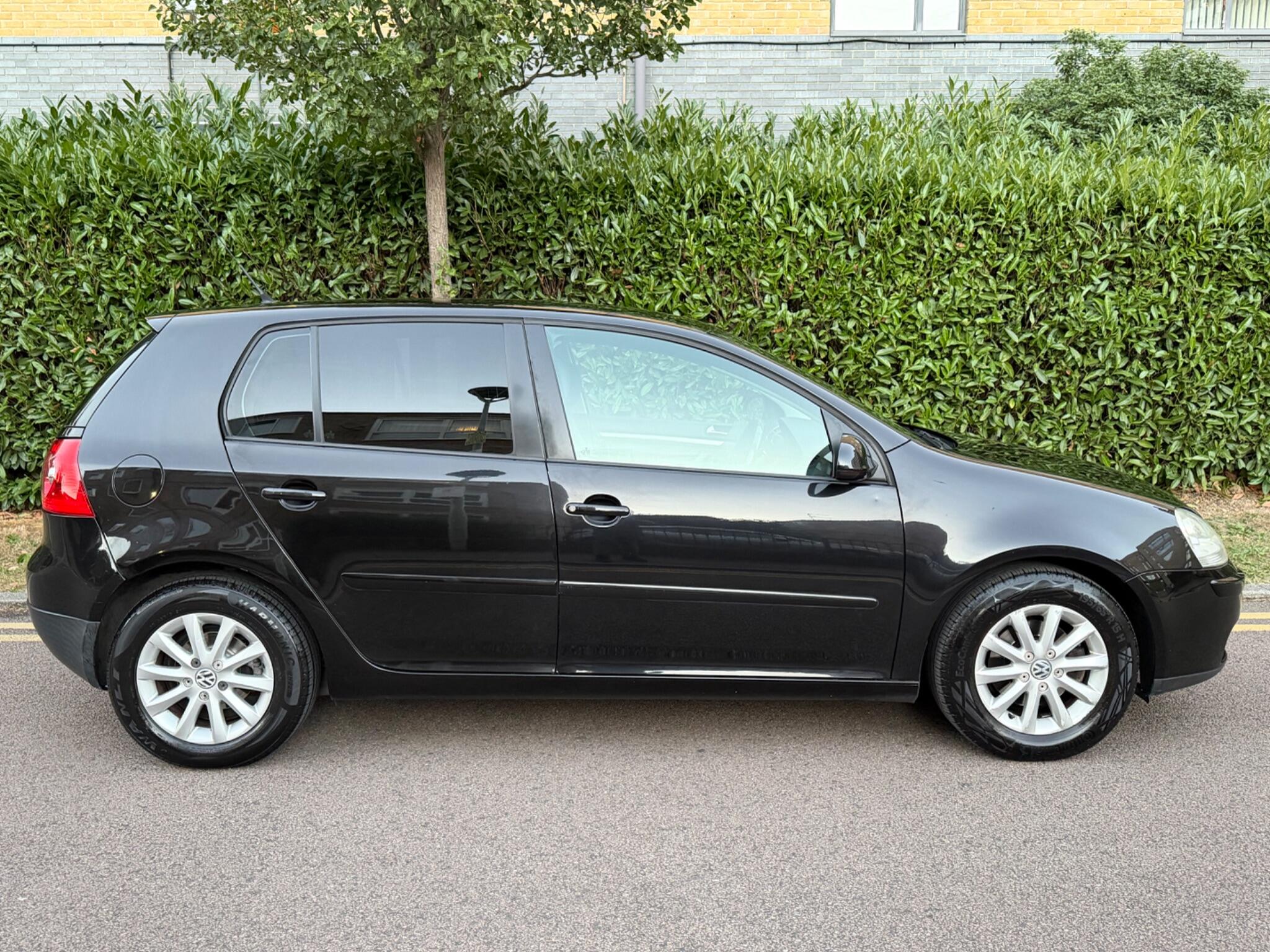Volkswagen Golf view 10
