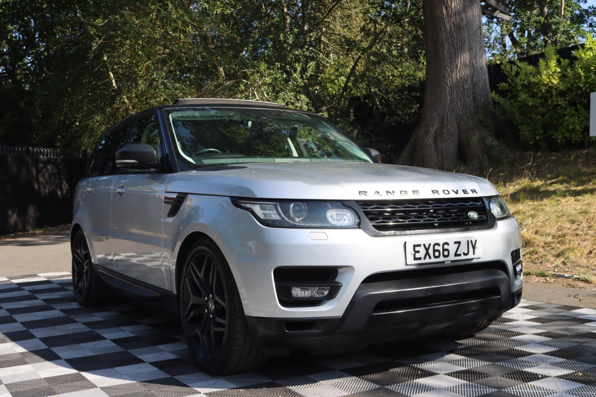 Land Rover Range Rover Sport view 22