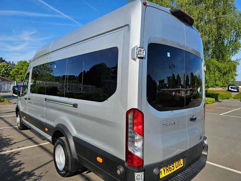 2019 Ford Transit 2.0 460 EcoBlue Trend Minibus Diesel Manual RWD L4 High Roof Euro 6 (s/s) (17 Seat, DRW) (170 ps) • 6,533 miles image 6