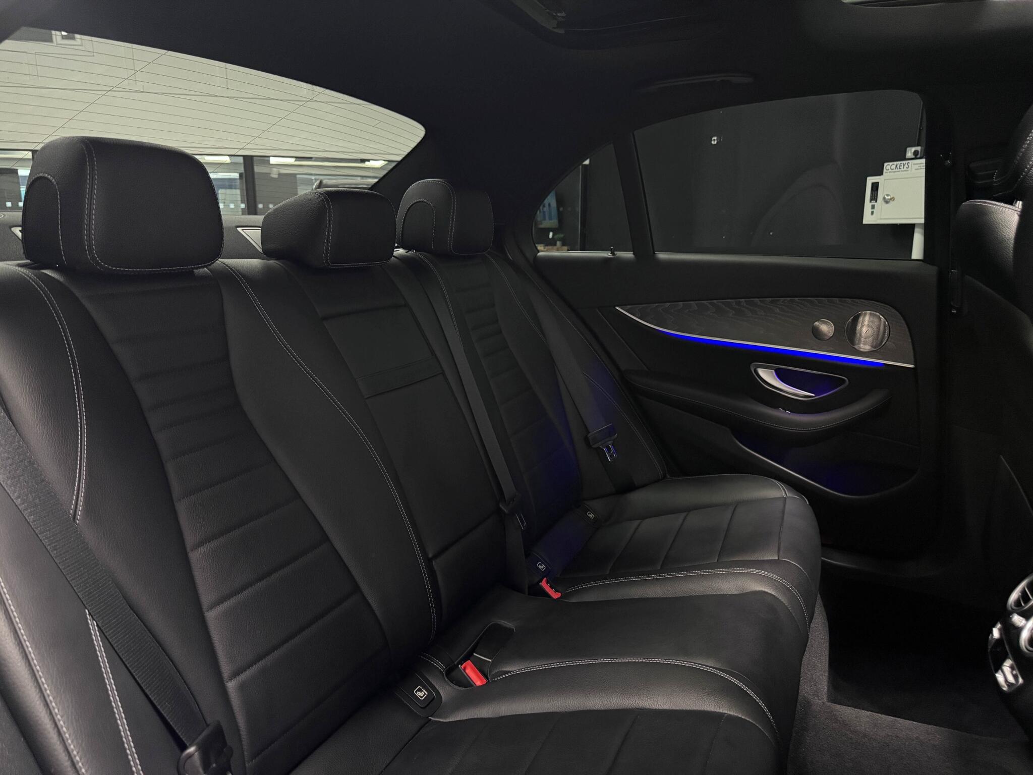 Mercedes-Benz E-Class view 29