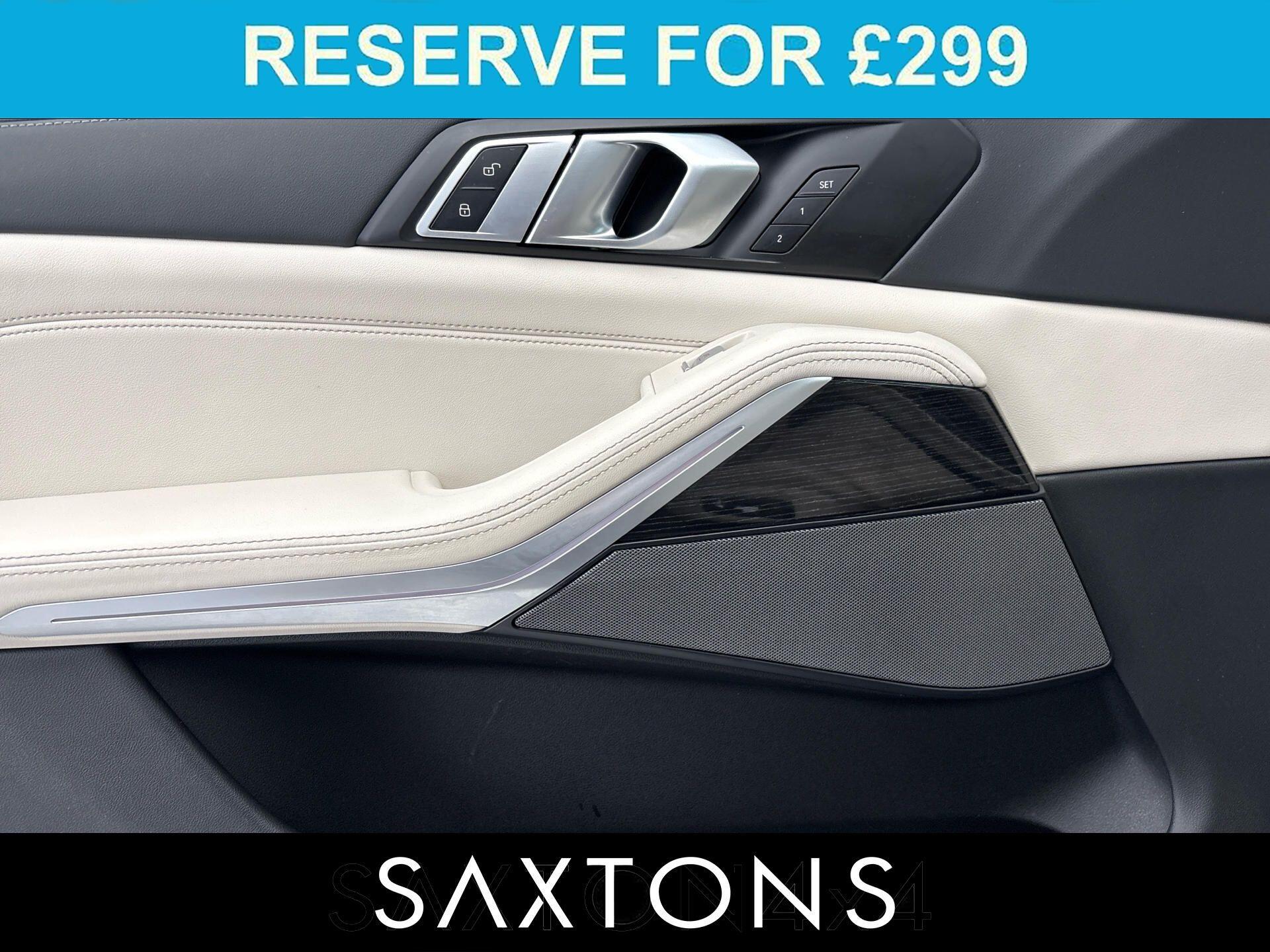 BMW X7 view 26