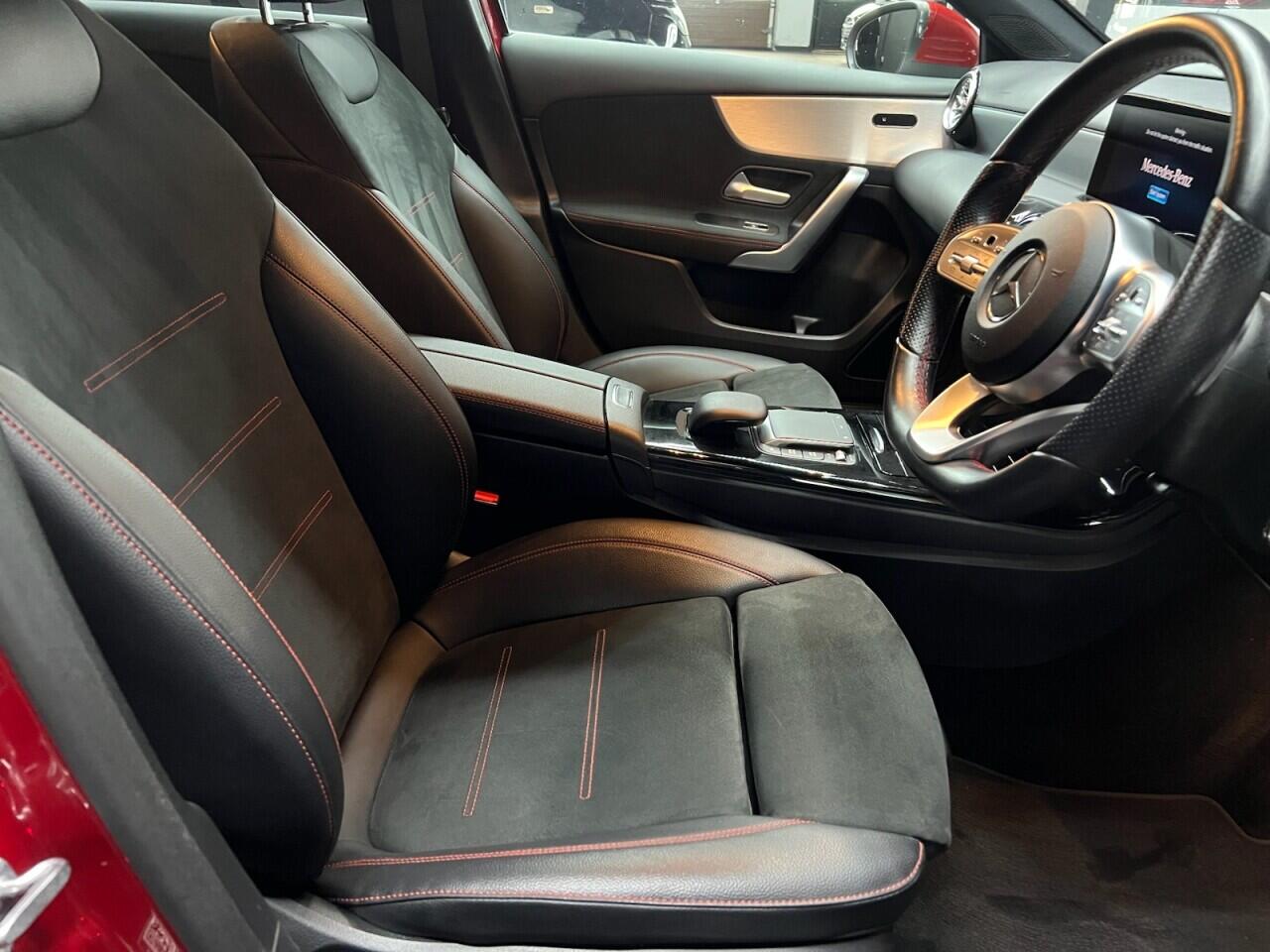Mercedes-Benz A-Class view 34