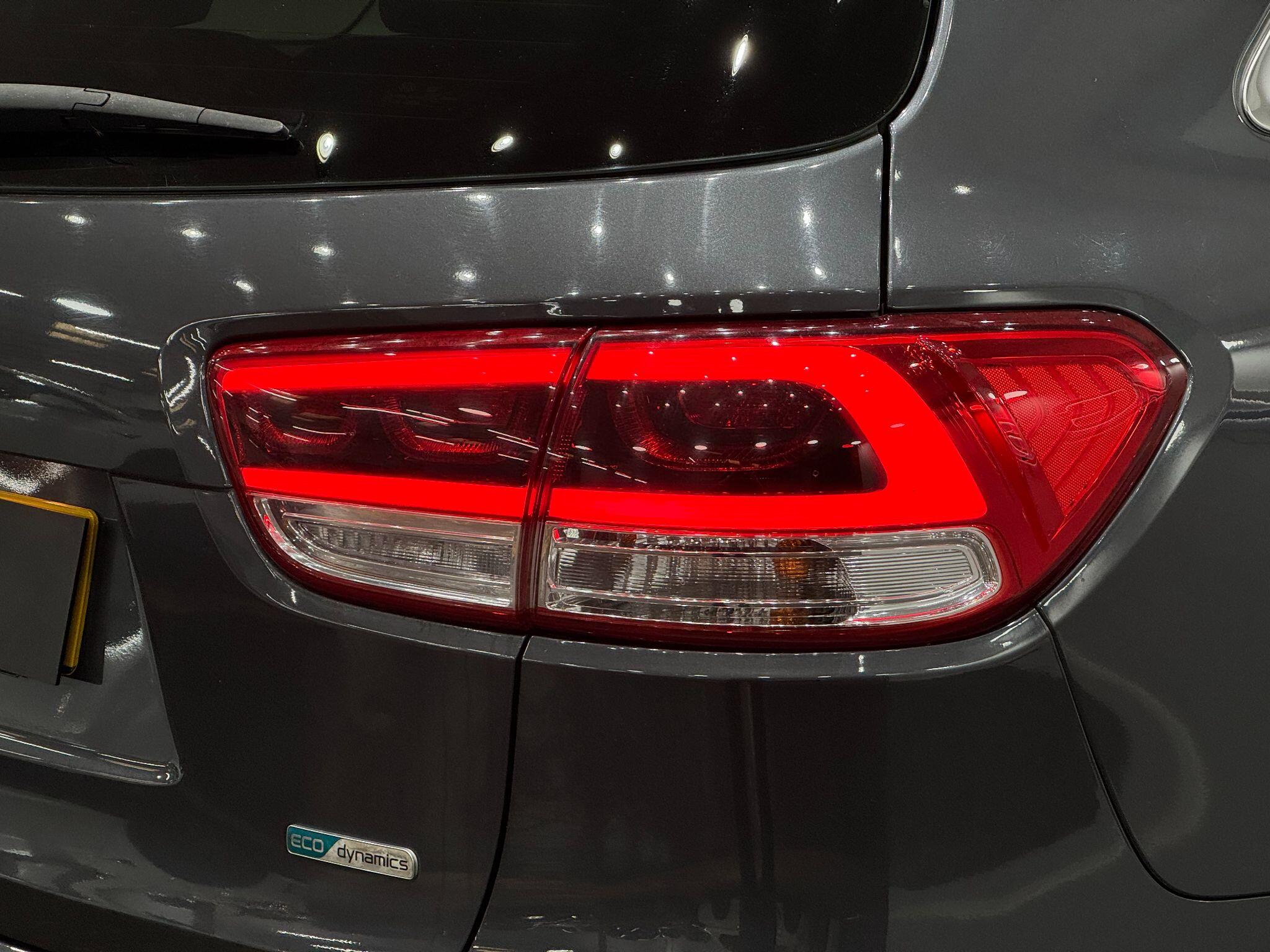 Kia Sorento view 19
