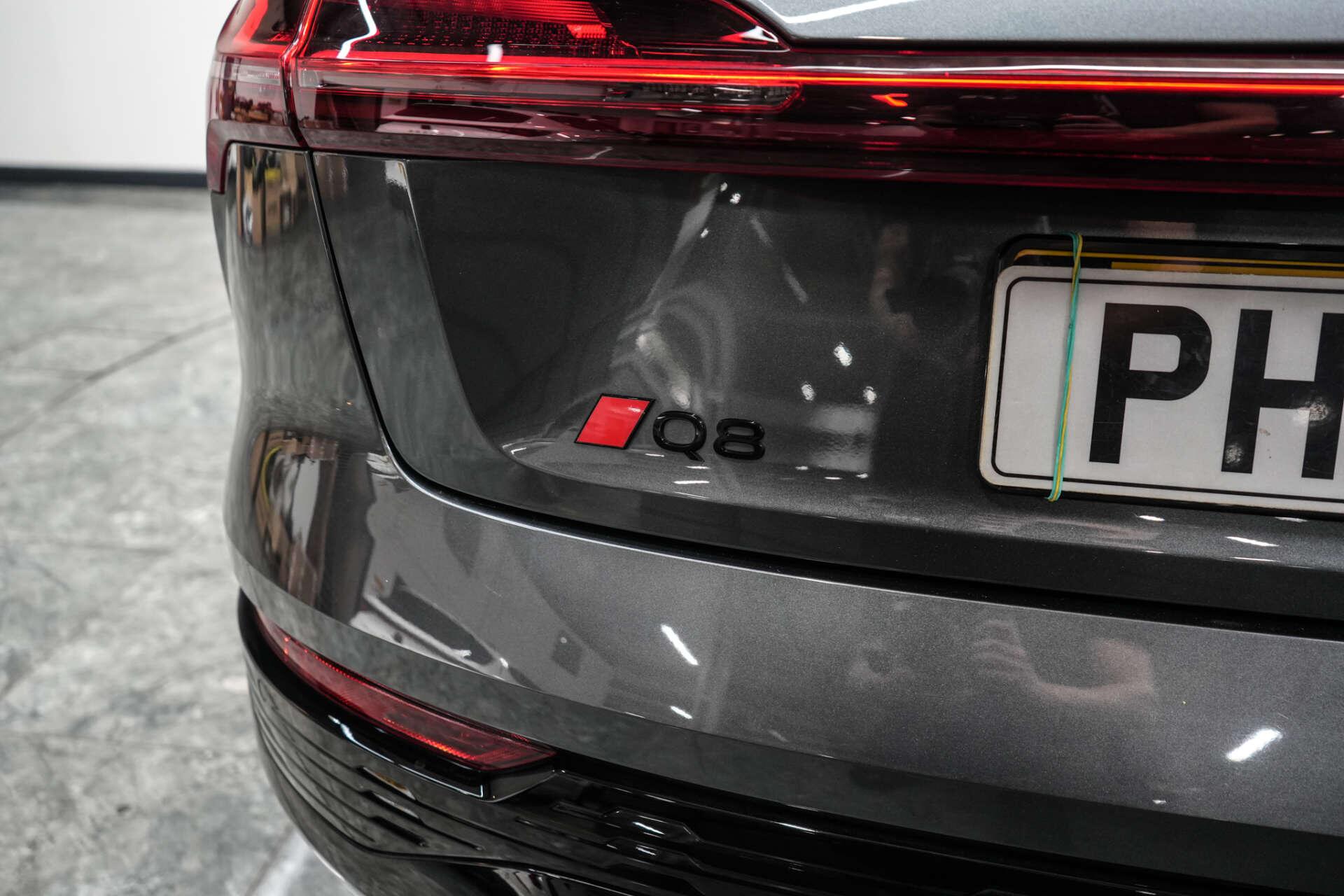Audi Q8 E-Tron view 10