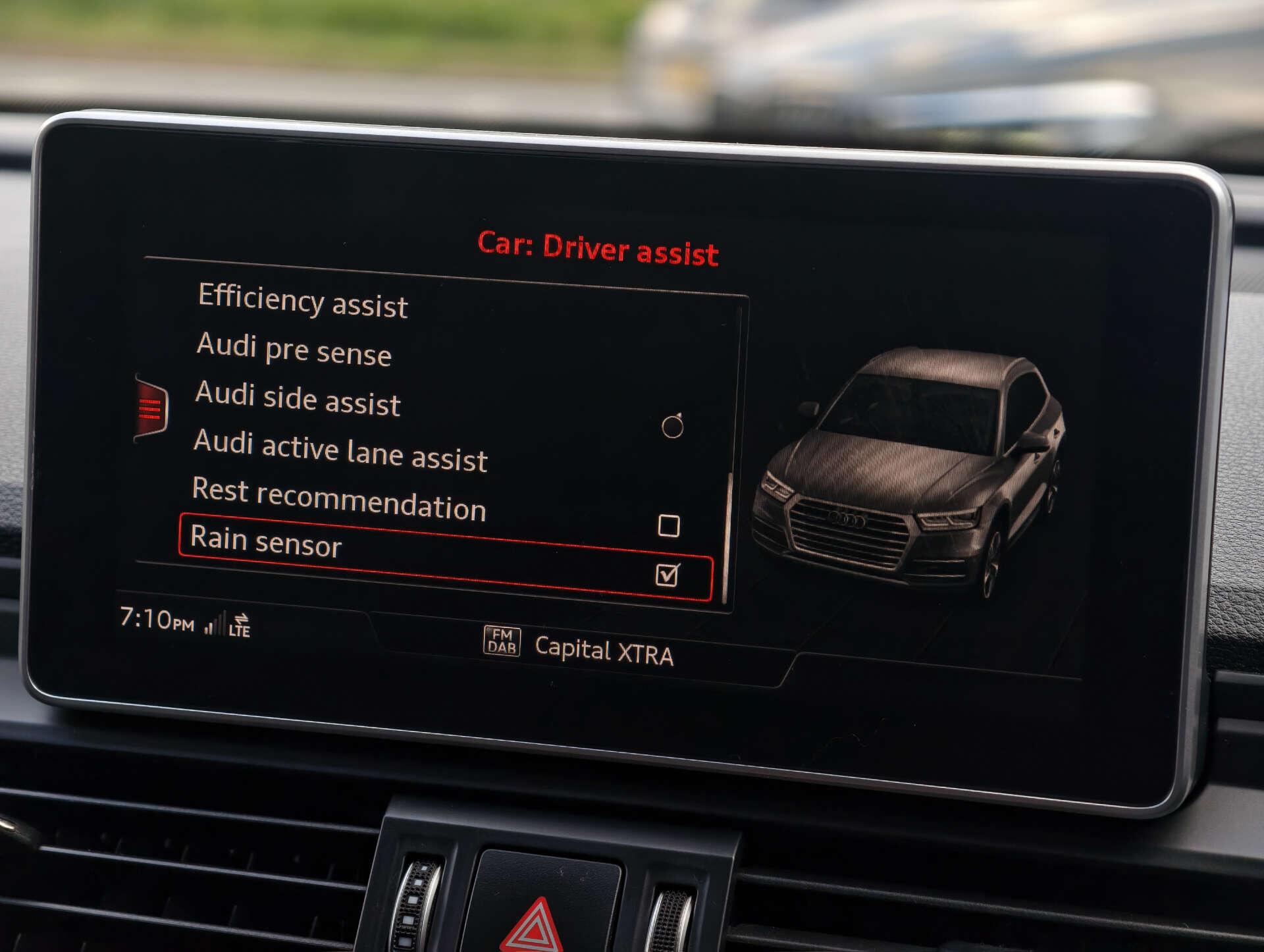 Audi SQ5 view 64