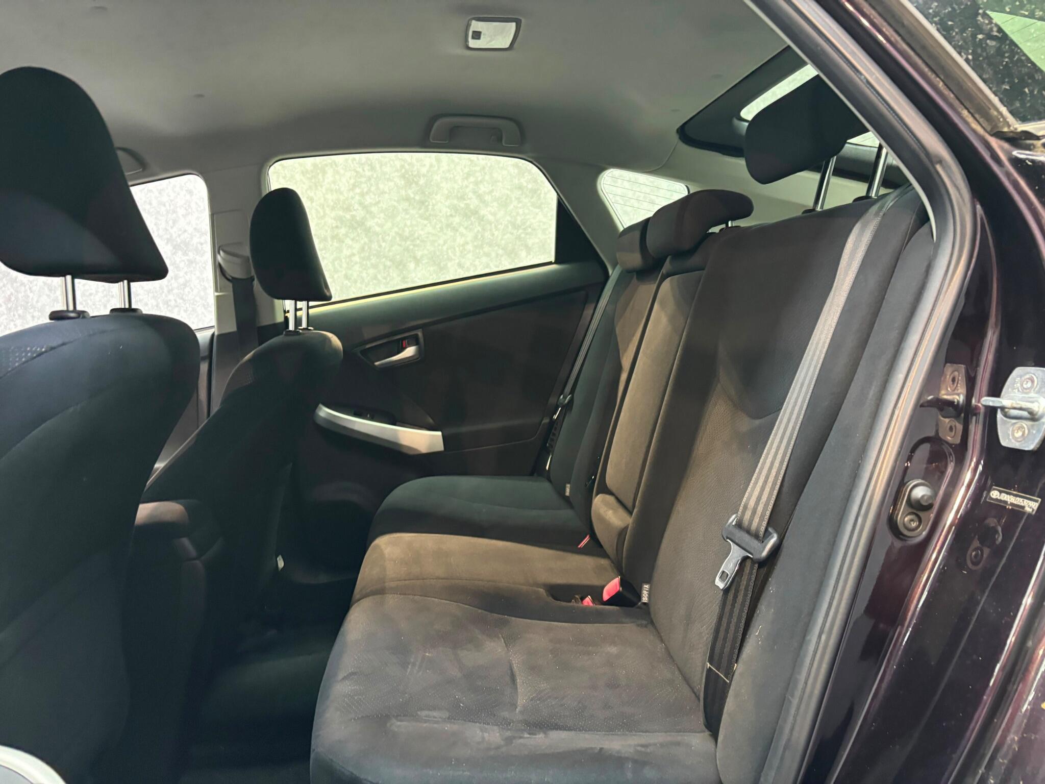 Toyota Prius view 5