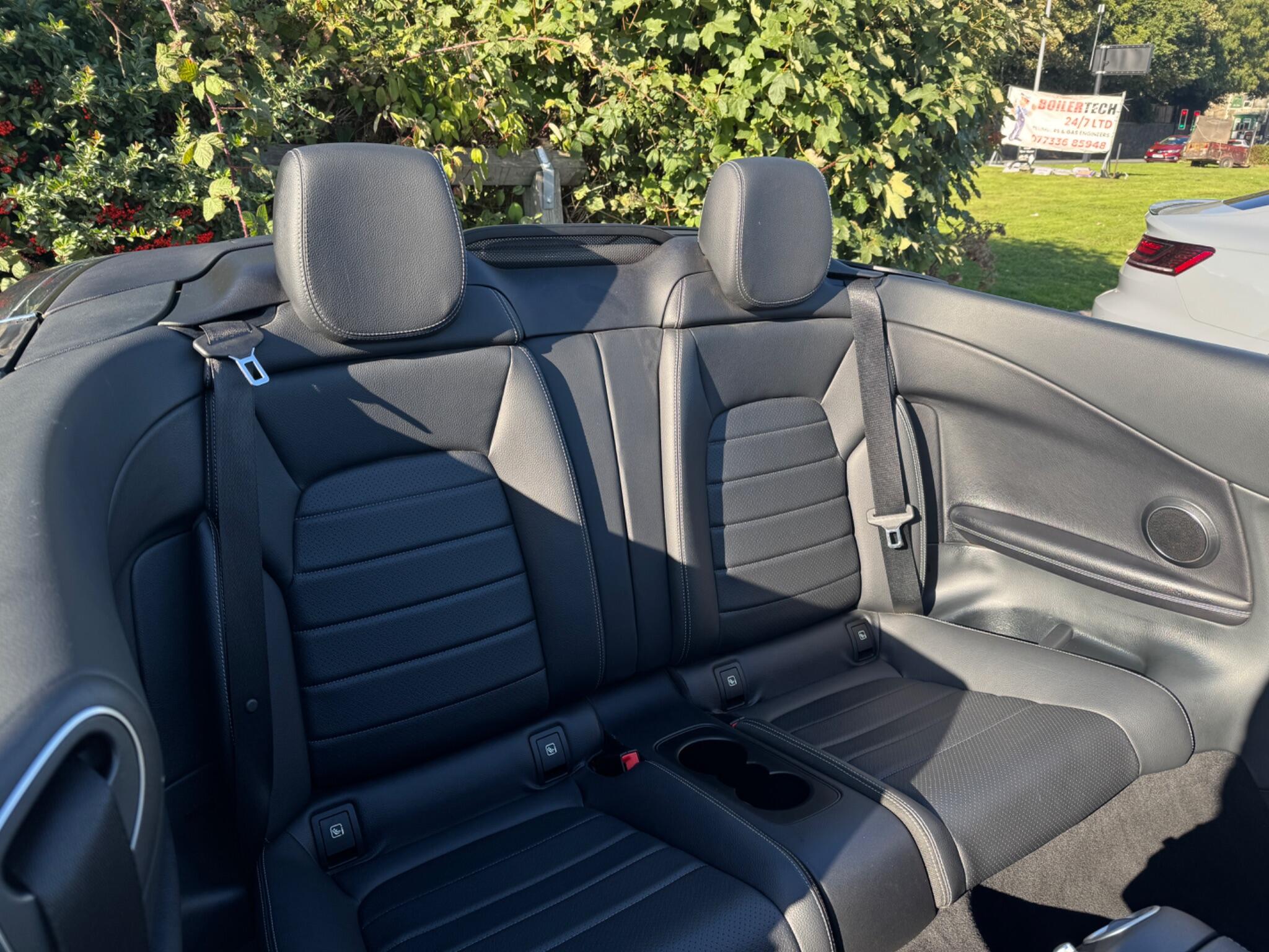 Mercedes-Benz C-Class view 29