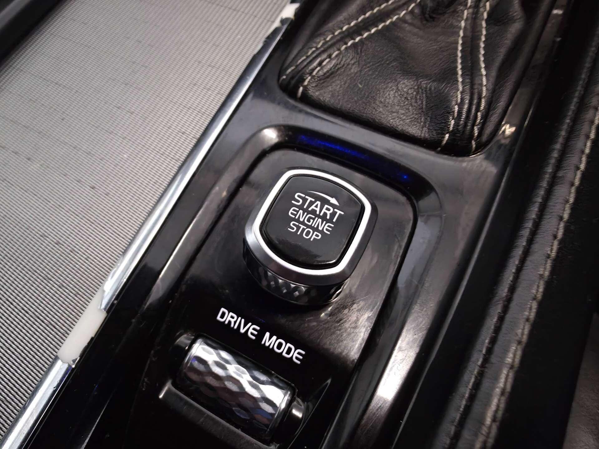 Volvo XC90 view 54