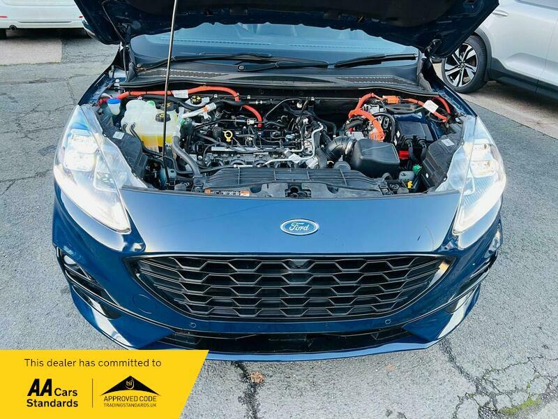 2023 Ford Kuga 2.5 EcoBoost Duratec 14.4kWh ST-Line X CVT Euro 6 (s/s) 5dr • 23,532 miles image 40