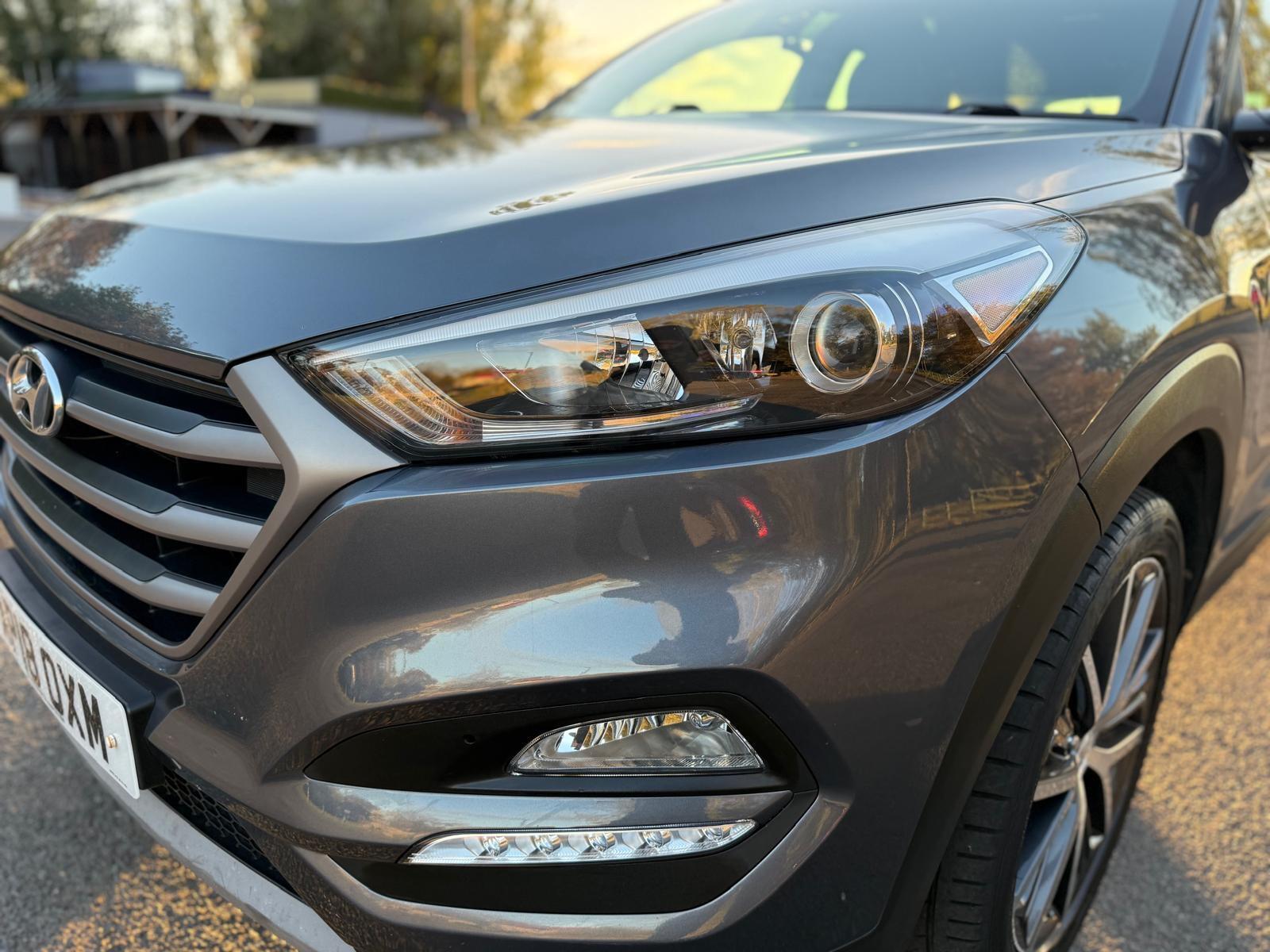 Hyundai Tucson view 50