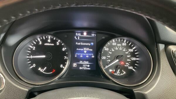 Nissan X-Trail view 8