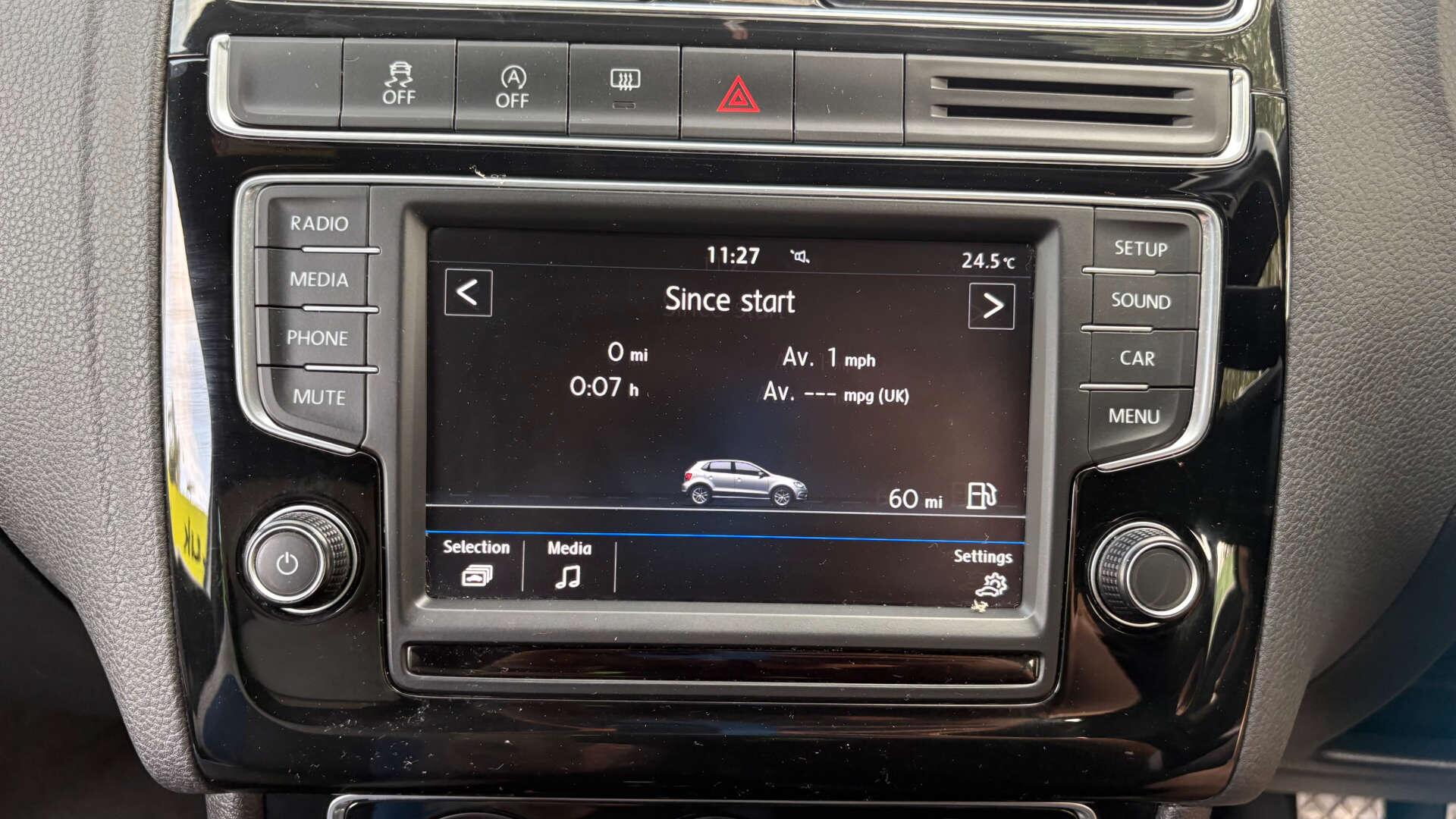Volkswagen Polo view 28