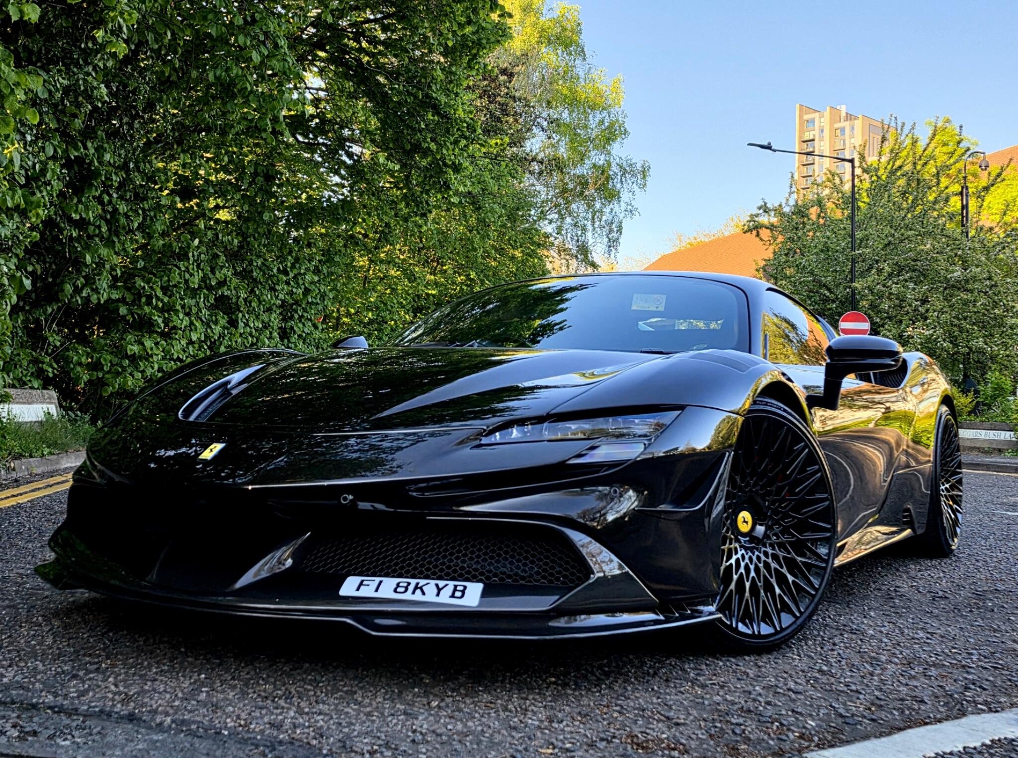 Ferrari SF90 Stradale view 5