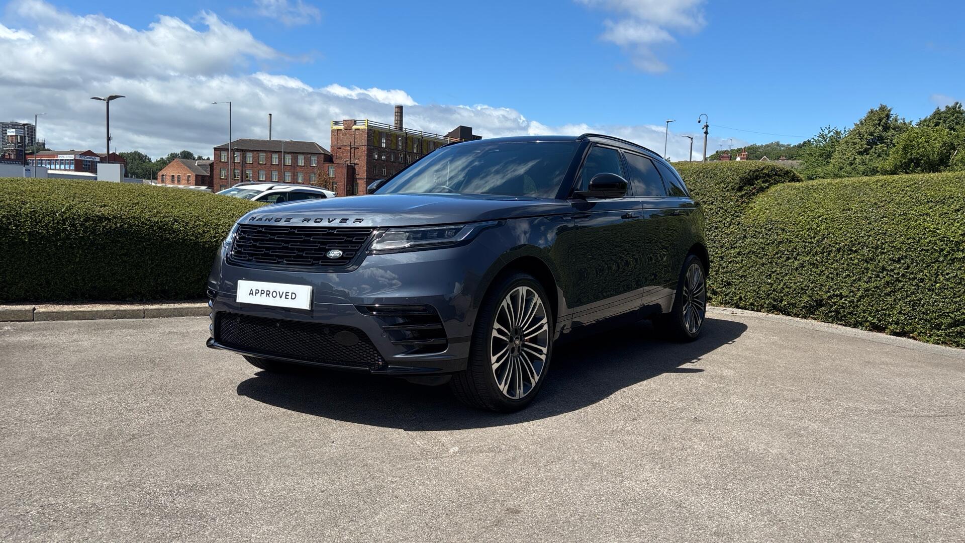 Land Rover Range Rover Velar view 49