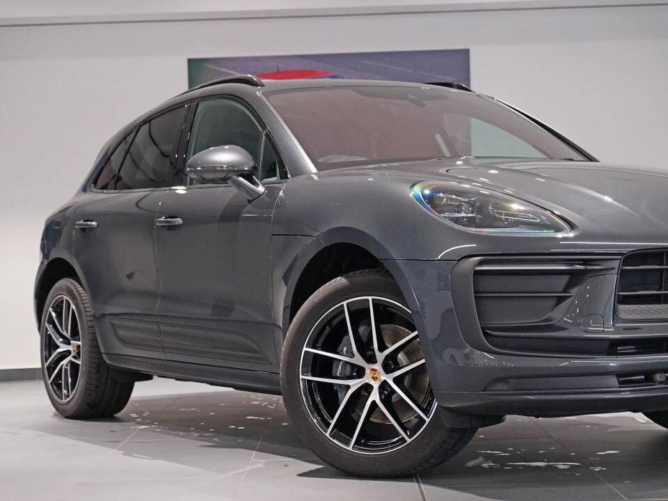 Porsche Macan view 42