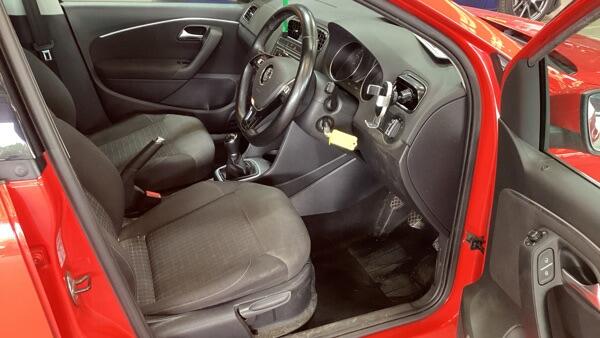 Volkswagen Polo view 11