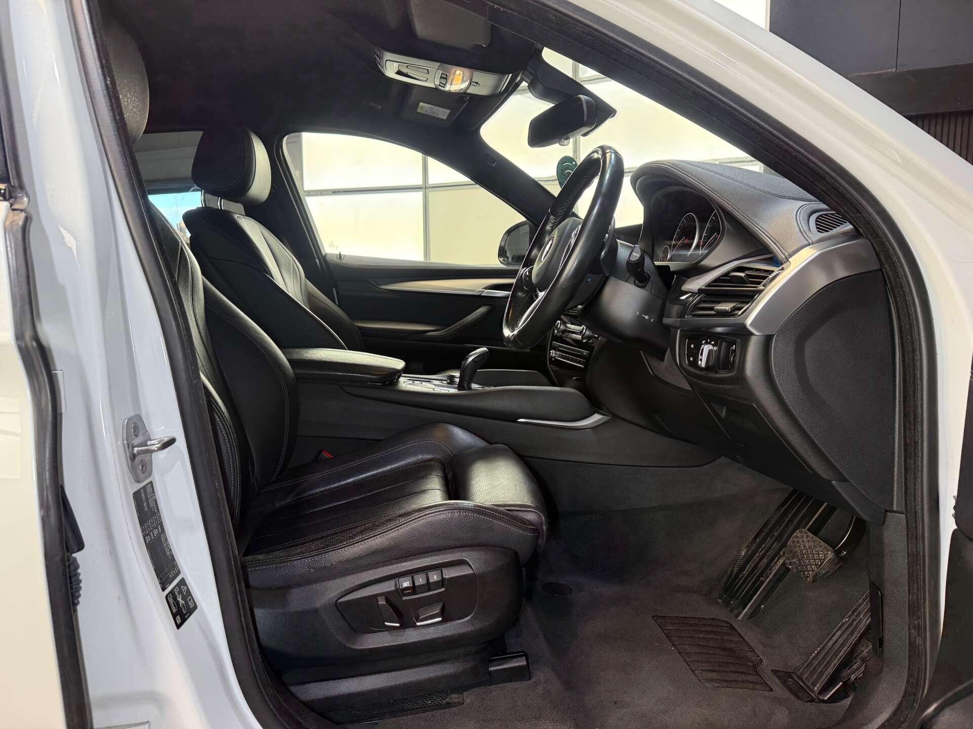 BMW X6 view 17