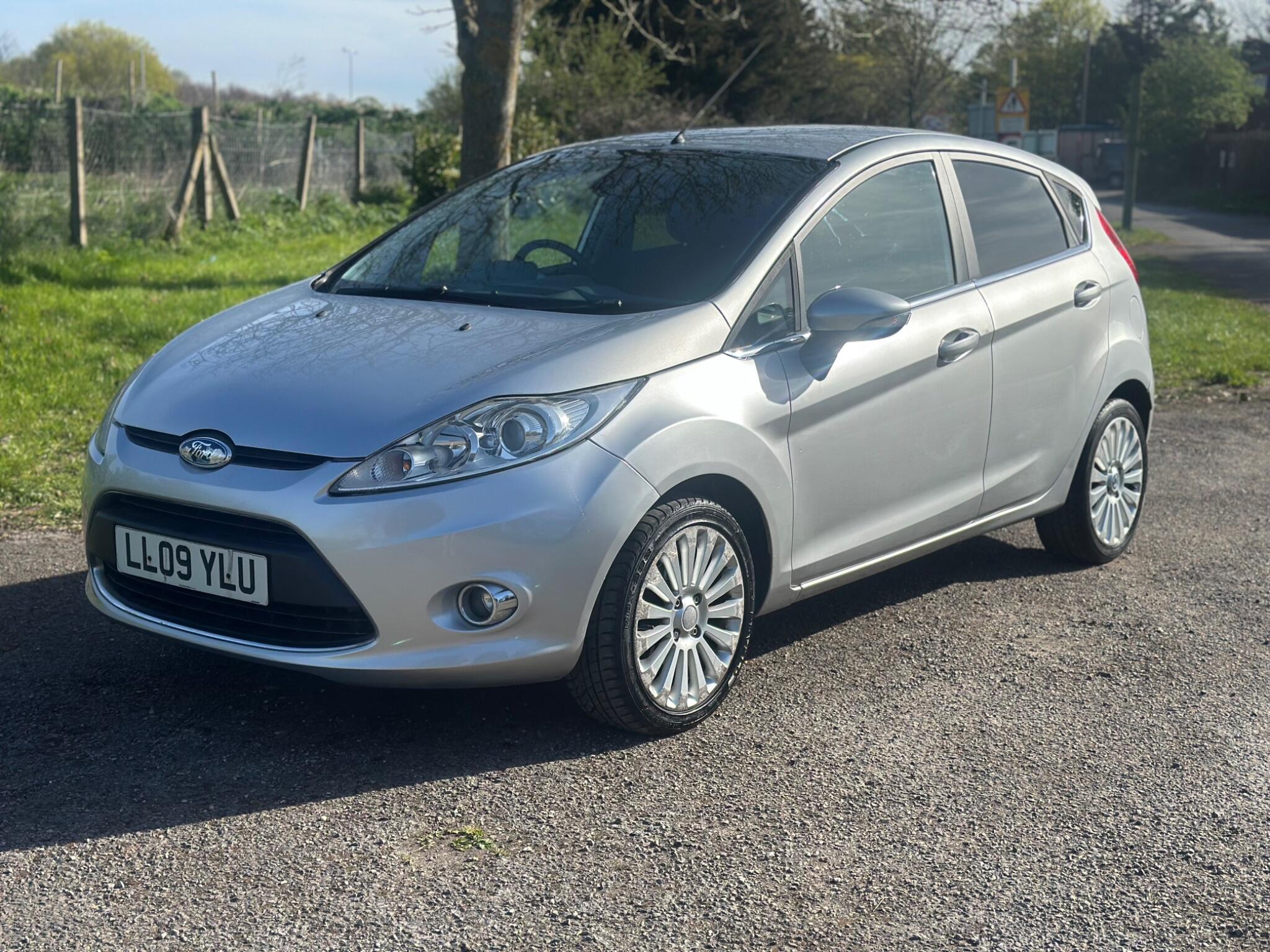 Ford Fiesta view 8