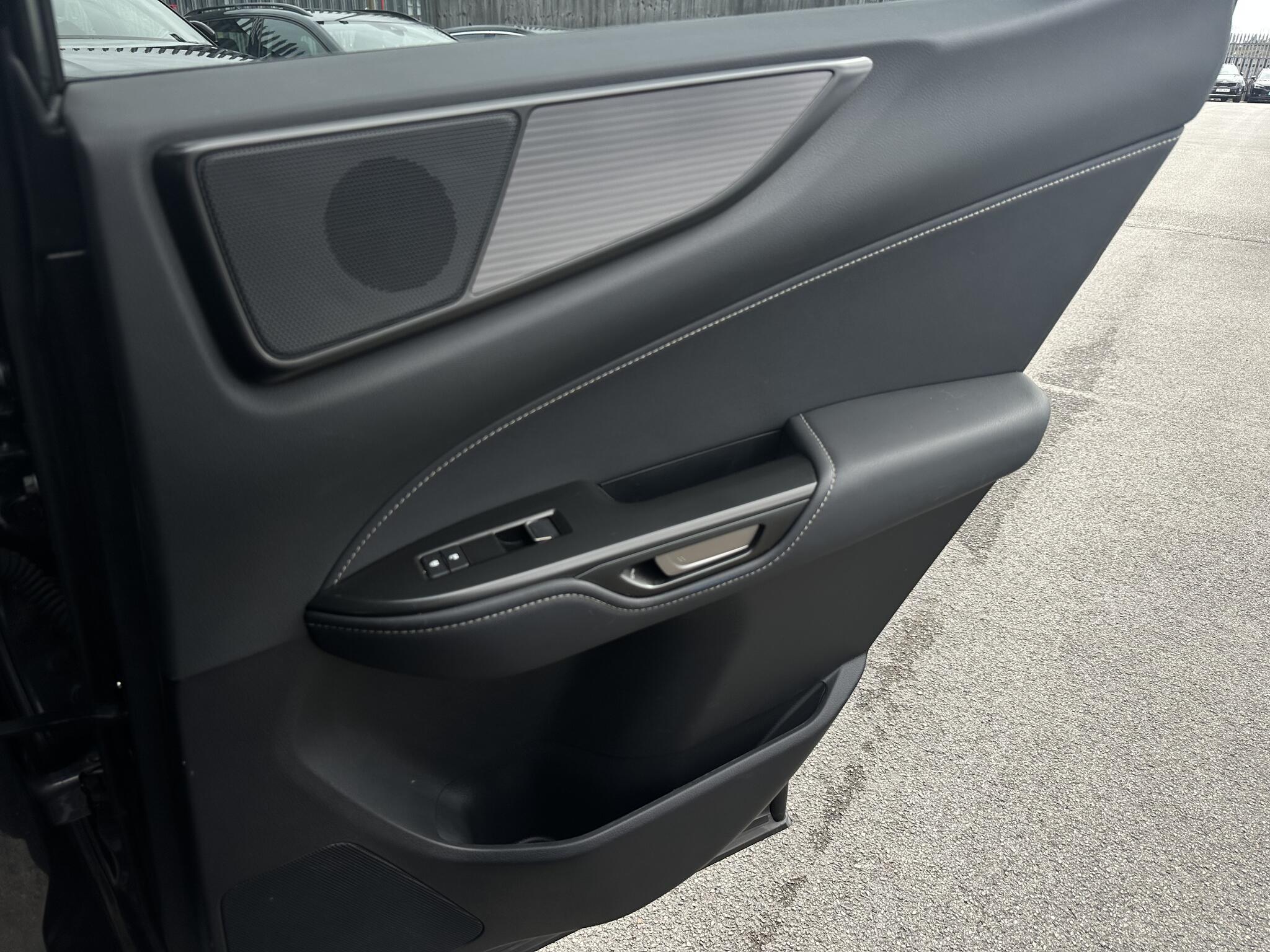 Lexus NX view 34
